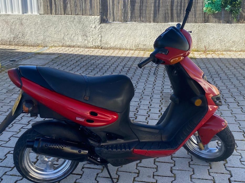 Suzuki Cilindrada 50 - Nova