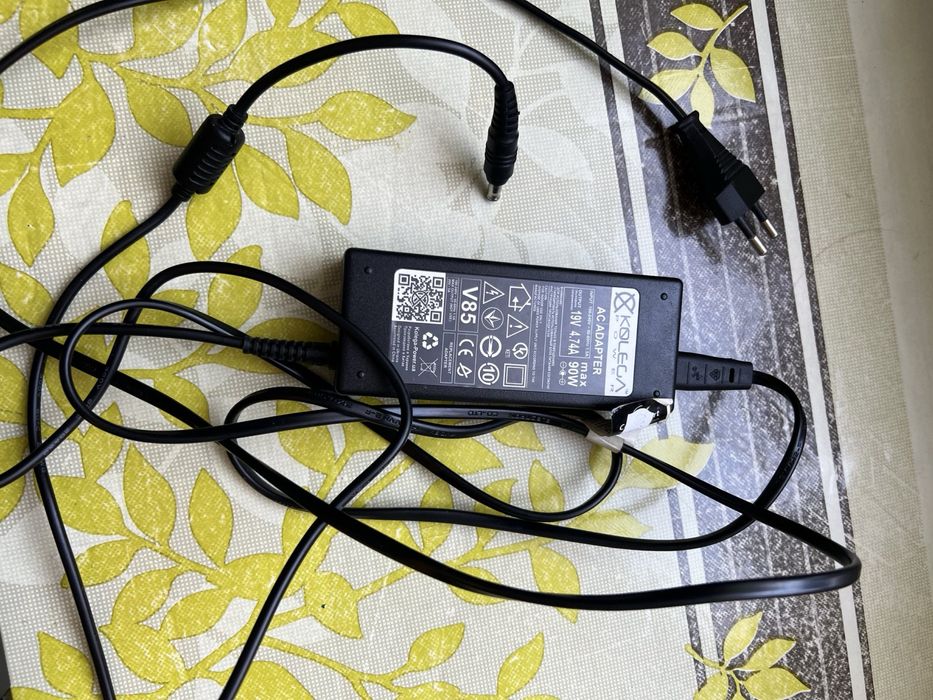 Ноутбук samsung.