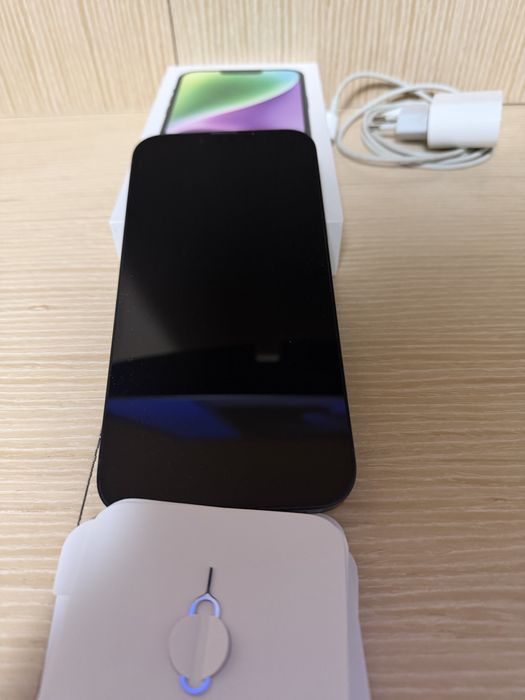 iPHONE 14 PLUS 256 GB Granatowy 1199zł