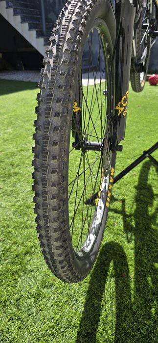 Deed Flame 29 + kit Sram 12x1 + oferta Suporte Btwin