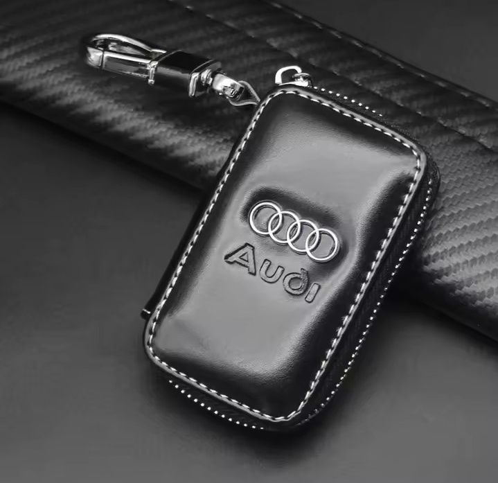 Etui na kluczyk klucze brelok pokrowiec Audi