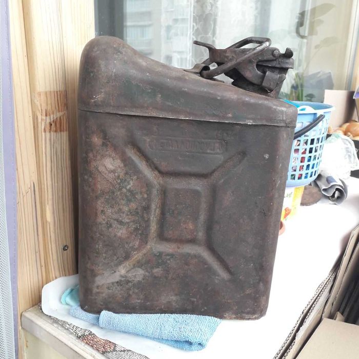 Каністра металева 5л