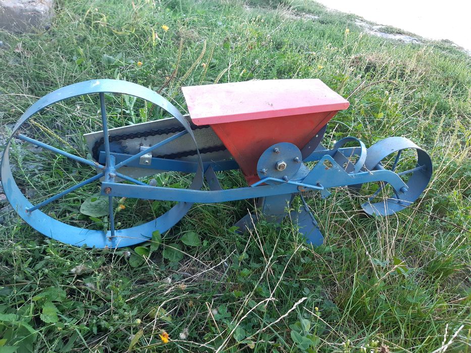 Продам Сівалку ручну