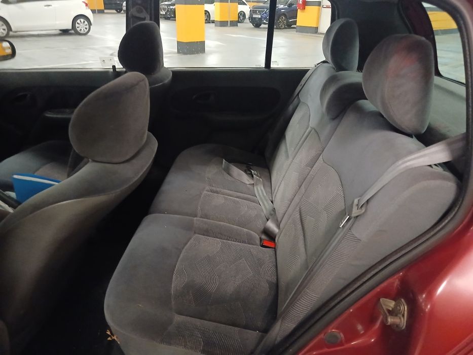 Renault clio 1.2 ano 99