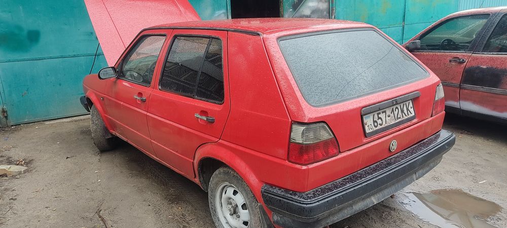 Продам хорошого економного гольфіка