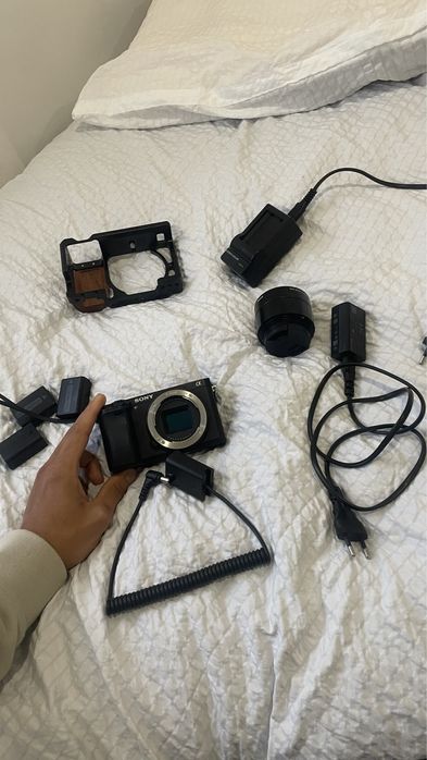 Camera sony a6300 com todos os componentes inclusos