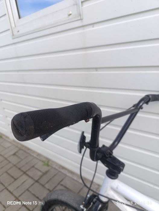 BMX Mongoose Biały