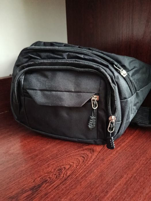 Чоловіча сумка бананка через плече