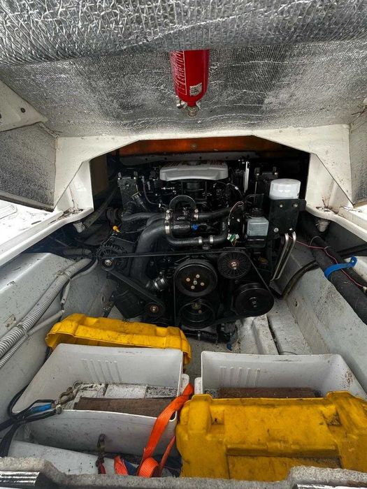 Продам катер Cobra 2150 2010 року