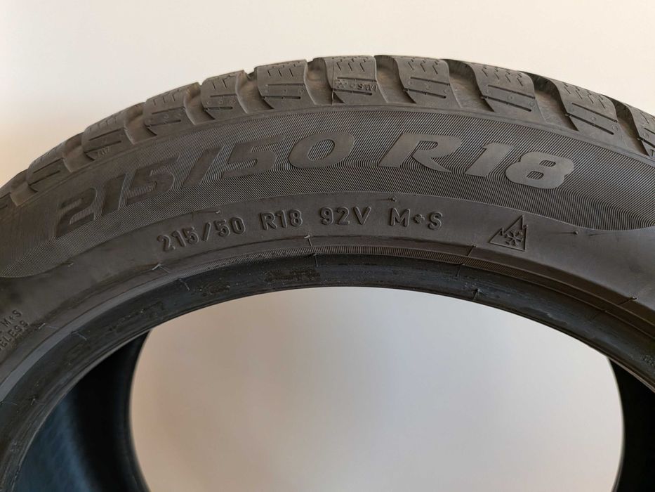 Opony zimowe Pirelli Sottozero 3 215/50 R18 92 V Karoq Ateca VW Audi
