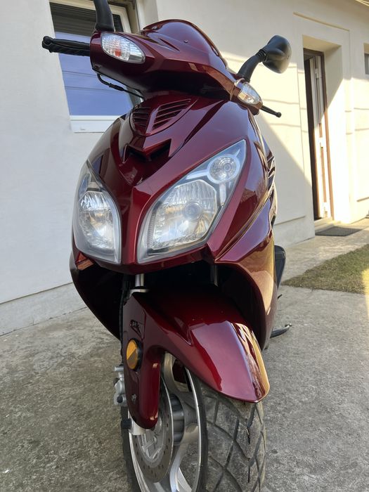 Скутер 150 куб., мотоцикл