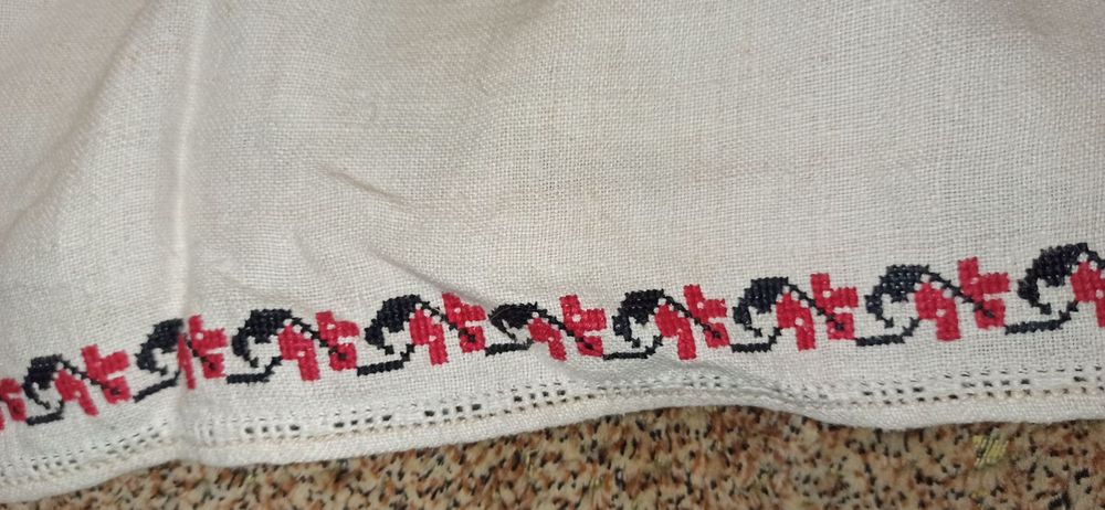 Старовинна дореволюційна українська сорочка вишиванка