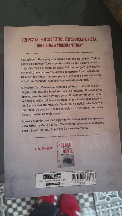 Vendo livro policial