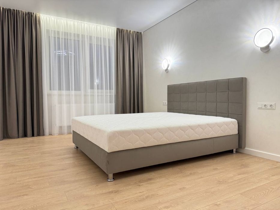 Велика 1-кімнатна в ЖК «На Щасливому». 49 м2. Вул. Студенська 32 !!!