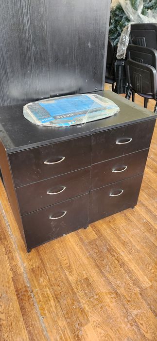 Тумба офісна 600 грн.