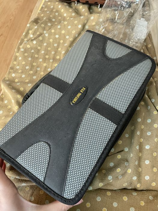 2 malas para colocar cds