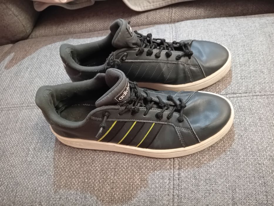 adidas buty sportowe chłopięce 43,5