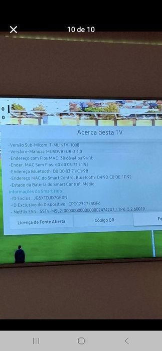 SmarTv samsung  de cor cinzenta sem nada apontar