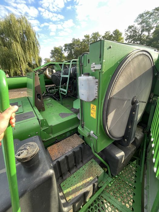 Комбайн John Deere T 660 + жатка 625R
