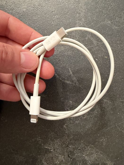 Oryginalny kabel apple lightning usb-c, stan bardzo dobry