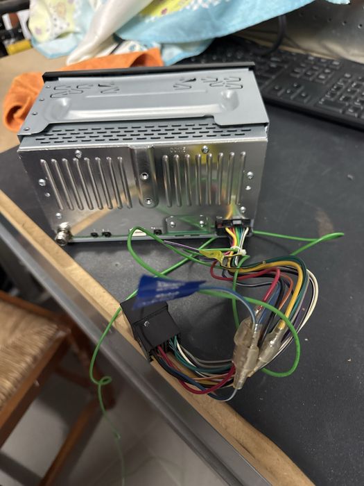 Autorrádio Pioneer DMH-A240BT