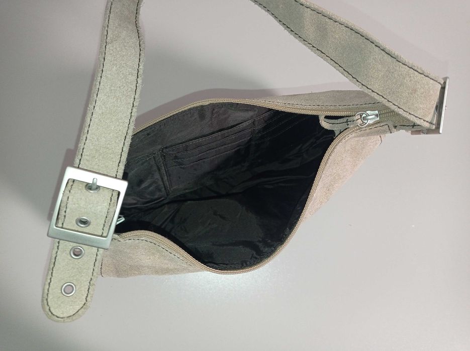 Женская сумочка на плечико