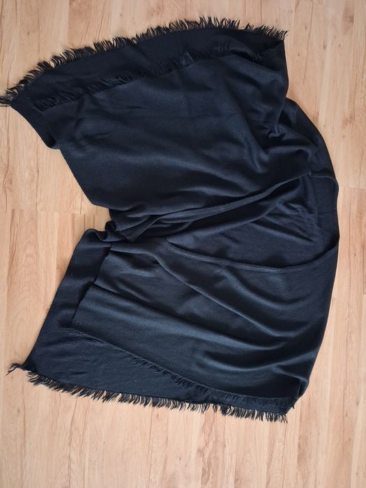 Narzuta damska czarna