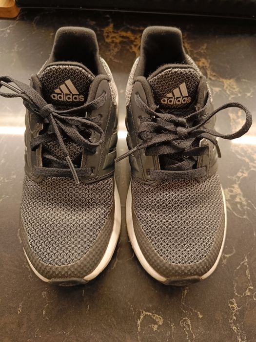 Buty Adidas chłopięce 31