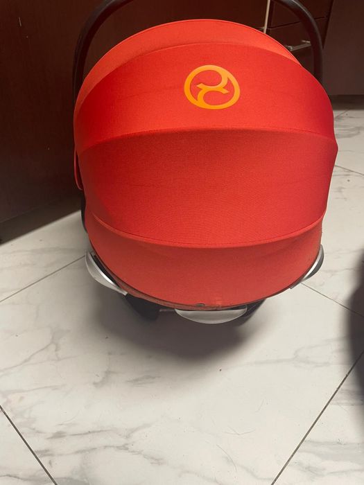 Fotelik Cybex Platinum z bazą ISOFIX