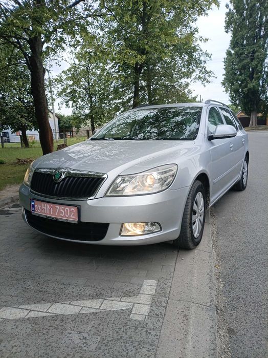 Продам Шкодувку 1.6 Автомат