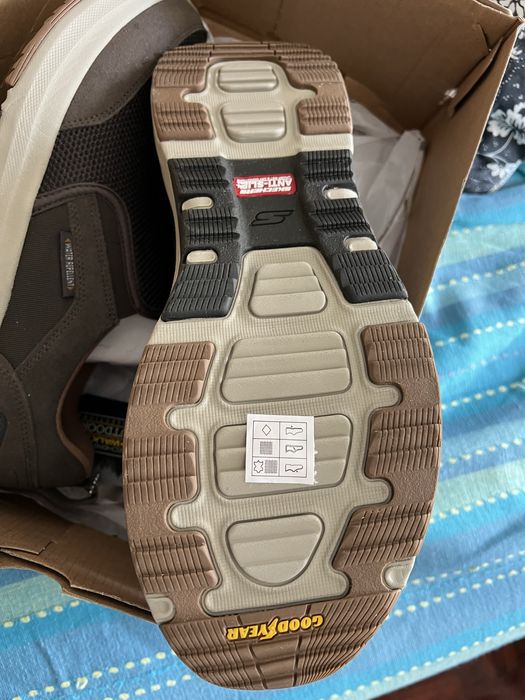 Sapatilhas skechers 45,5 novas sem atacadores