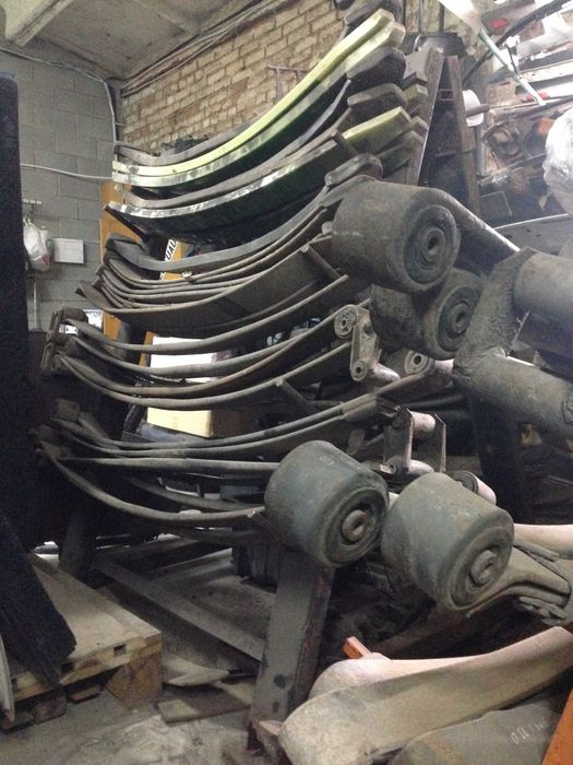 Ресора задня передня Лижа отбойнік Мерседес Спринтер. VW LT