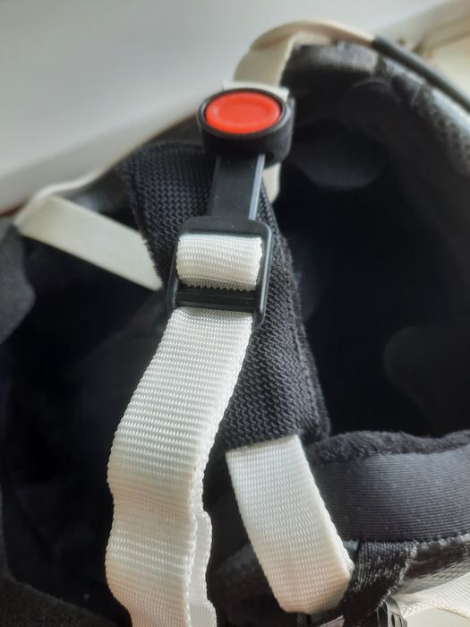 Шлем защитный вело мото зима лето.. вес 545 грамм