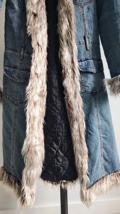 Płaszcz zimowy z futerkiem