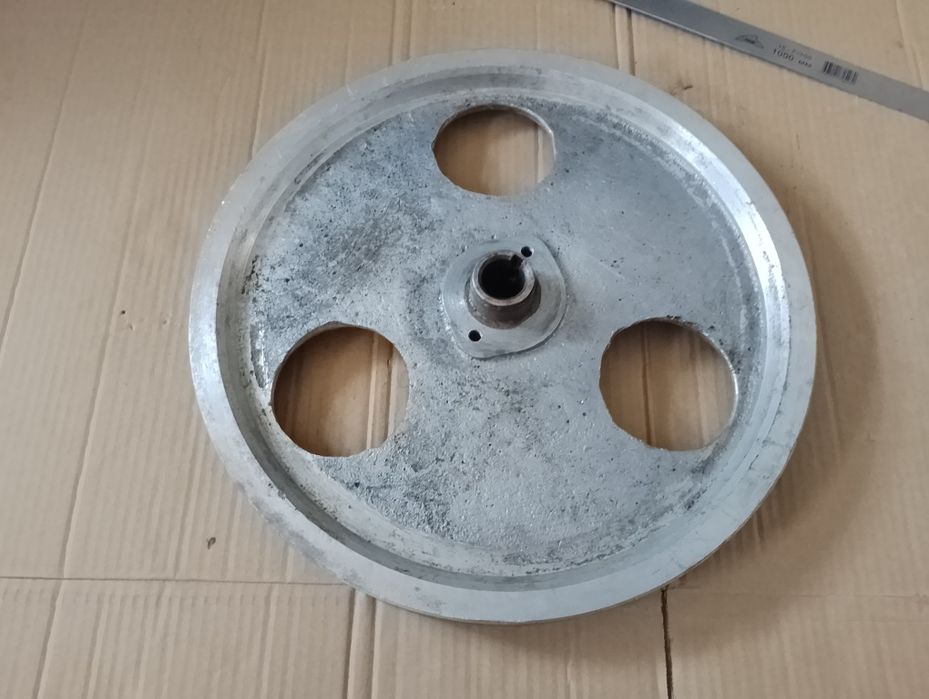 Шків алюміній двох струмковий 435мм.