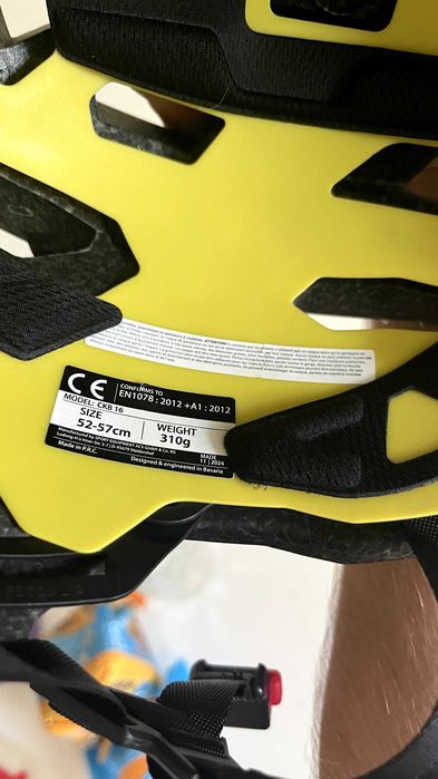 Шолом велосипедний Cube Helmet STRAY