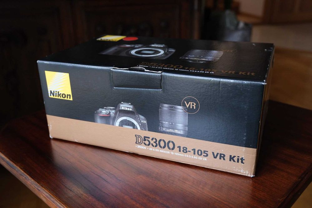 Nikon D5300 + 18-105 VR KIT / 2 Baterie / Pokrowiec itp ( BD Stan)