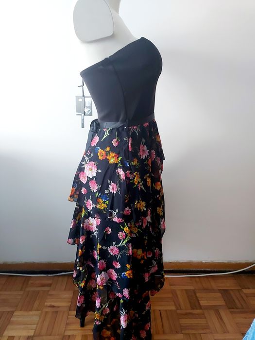 Vestido preto e floral Moda Ana - NOVO