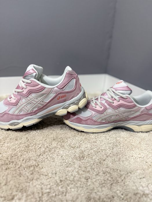 Asics Gel NYC Rosa