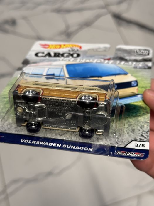 Hot Wheels Premium Cargo Carriers Volkswagen Sunagon T3 2018 seria