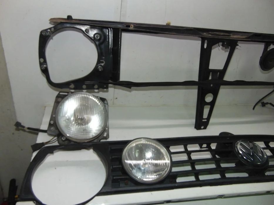 VW Golf 2 frente/Grelha