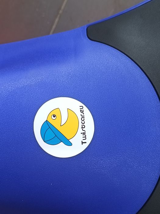 Jeździk pojazd twistcar jak nowy