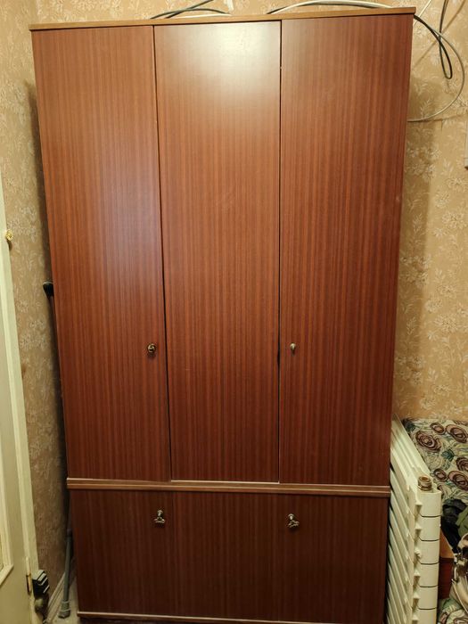 Меблі для передпокою