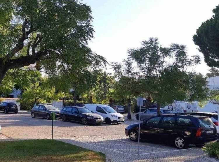 T2 VILAMOURA – Julho e Agosto: Condomínio Privado com Piscina