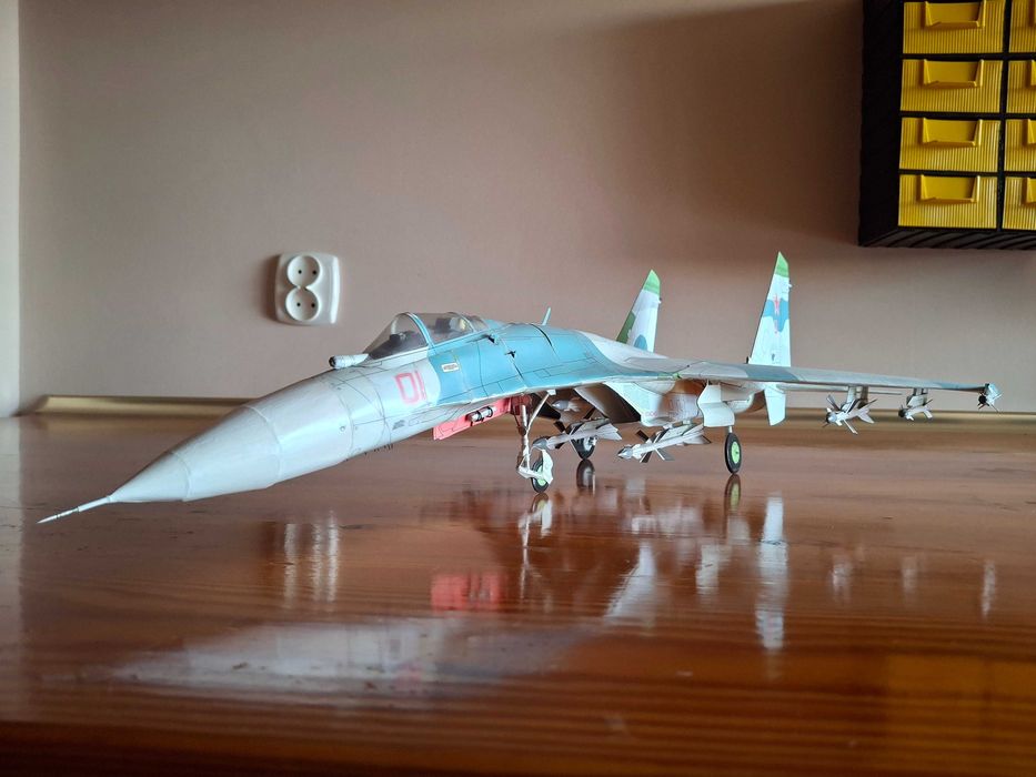 Model kartonowy Su-27 Flanker 1:33 | Kartonowy Arsenał (Haliński) | Gotowy, unikat