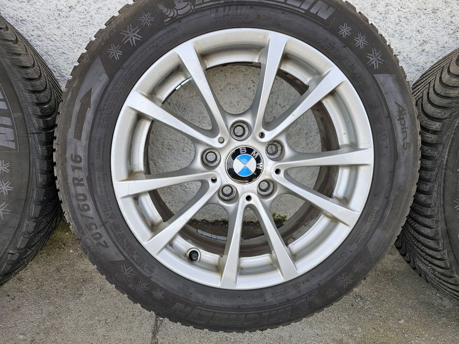 Jantes 16" Originais BMW com Pneus 205.60.16