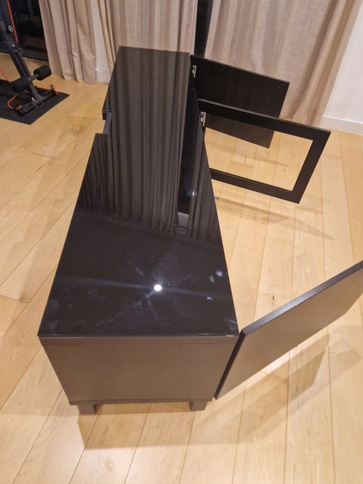 Móvel TV Ikea 135€ (preto)