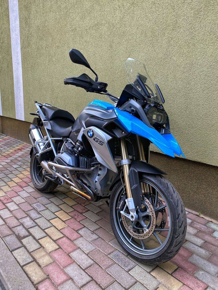 激レア 美品☆BMW Motorrad R1200GS 1:10 フィギュア