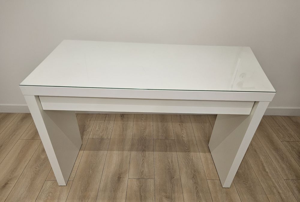 Toaletka IKEA MALM