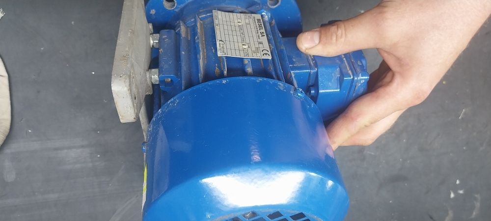 Silnik pompy mlecznej ALFA LAVAL, WESTFALIA GM2 3 fazowy  0.55 kW